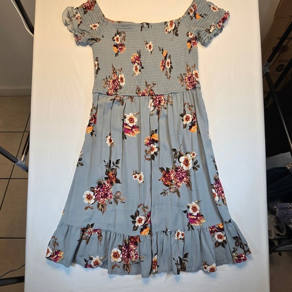 Xhilaration Blue Floral Smocked Off Shoulder Ruffle Hem Midi Dress Medium - Picture 4 of 11